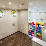1 Bedroom Cozy In